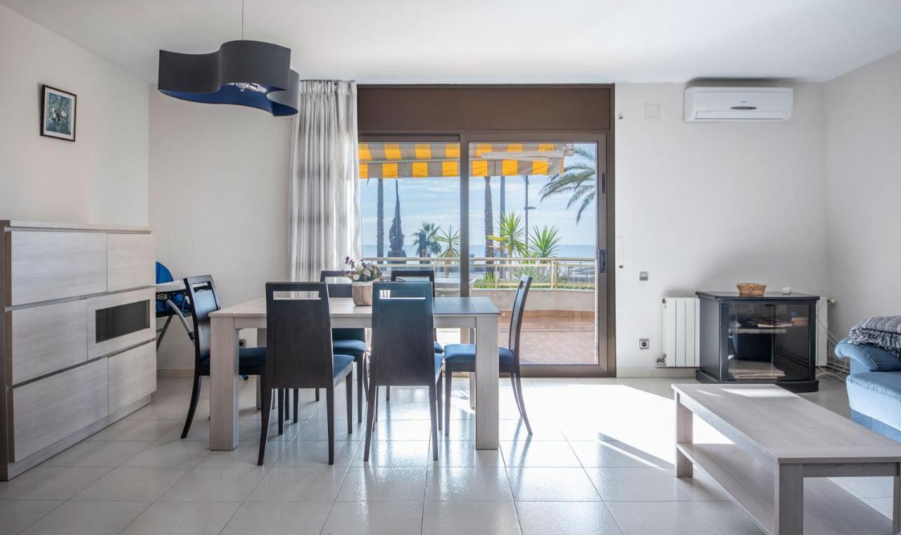 R113 Beachfront Apartment Romeu Calafell Εξωτερικό φωτογραφία